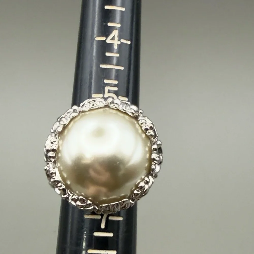 Ann Taylor Faux Pearl Statement Ring Silver Tone Large Dome Cocktail Style 6 VTG